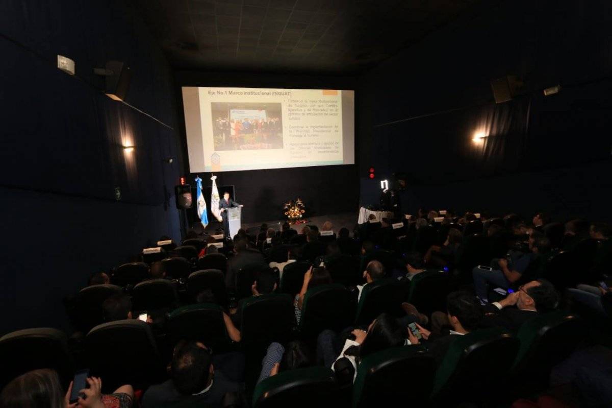 Inguat presenta