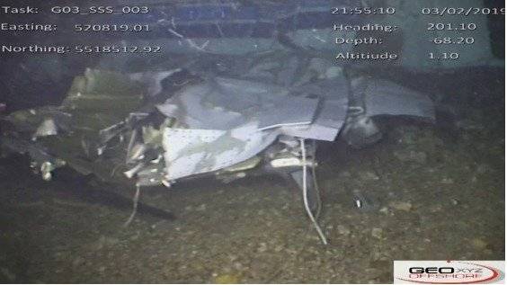 Restos de la avioneta en la que viajaba el futbolista argentino Emiliano Sala
