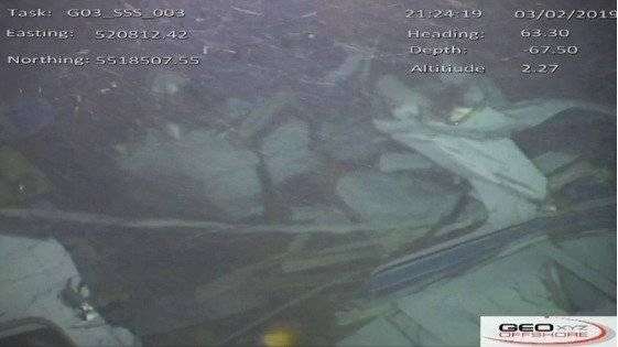 Restos de la avioneta en la que viajaba el futbolista argentino Emiliano Sala