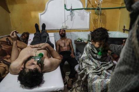 Víctimas de un presunto ataque con gas reciben tratamiento en Gouta oriental