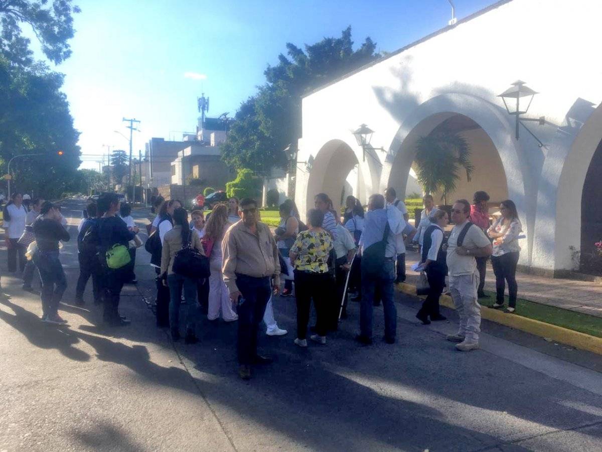 Despiden a 246 doctores y enfermeras en la SSJ por recortes en Prospera