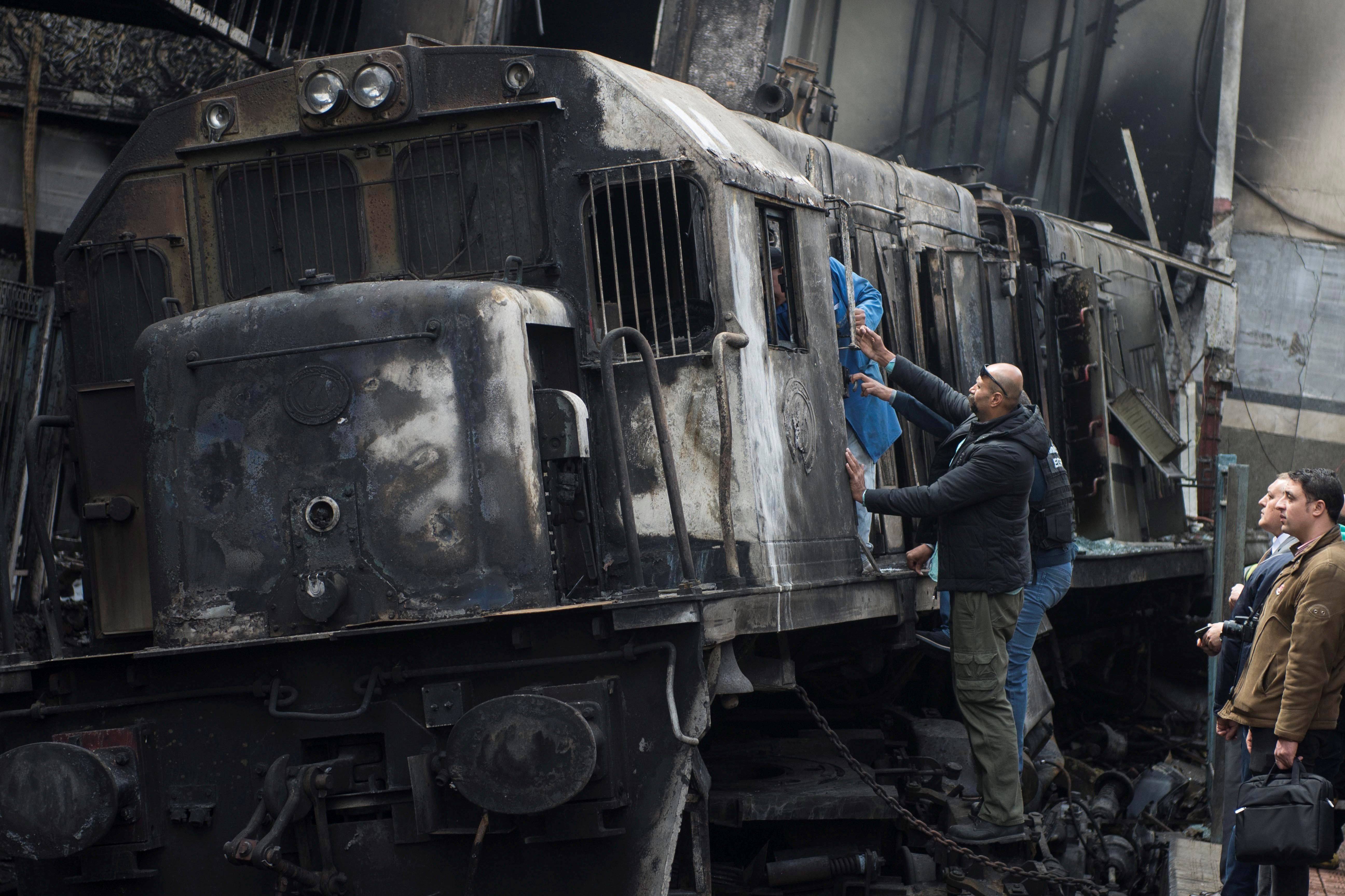 20 muertos y aproximadamente 40 heridos tras explosión en El Cairo 20 muertos y aproximadamente 40 heridos tras explosión en El Cairo