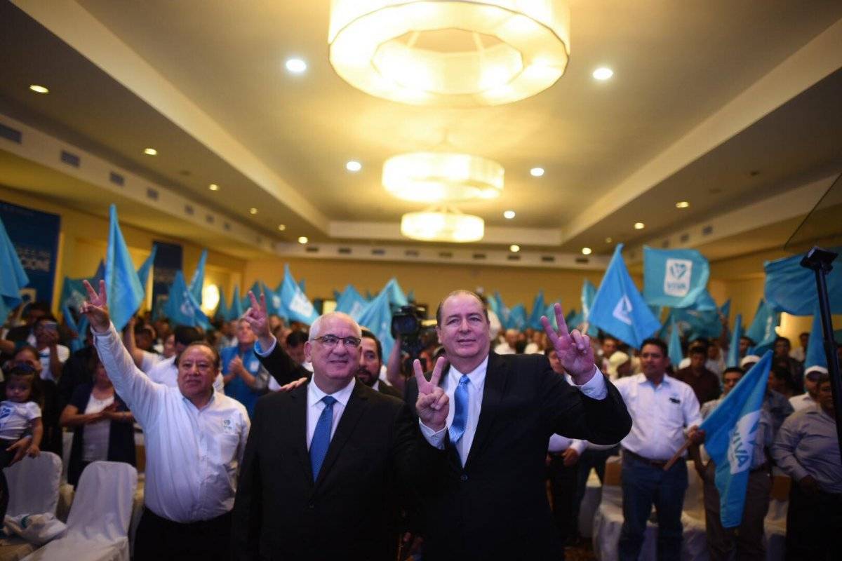 Isaac Farchi y Ricardo Flores Asturias, binomio presidencial Viva