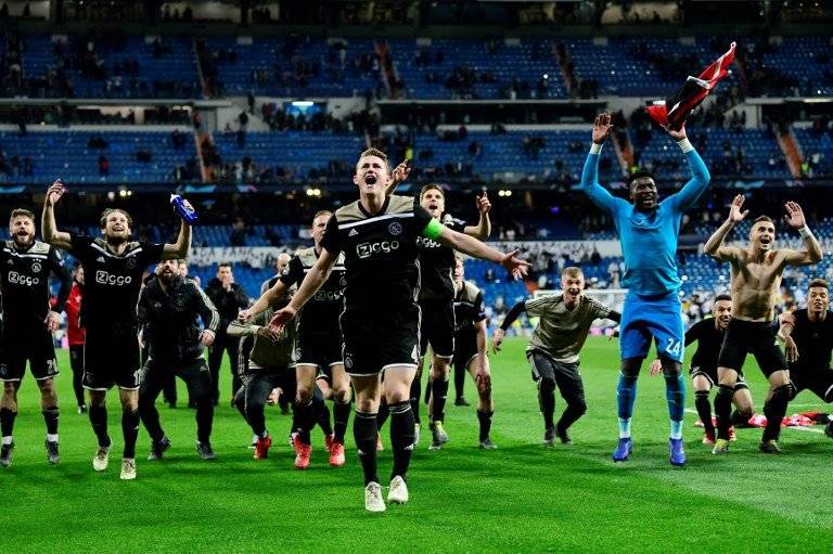 Las consignias que el Bernabeú le gritó al Madrid tras la eliminación ante el Ajax