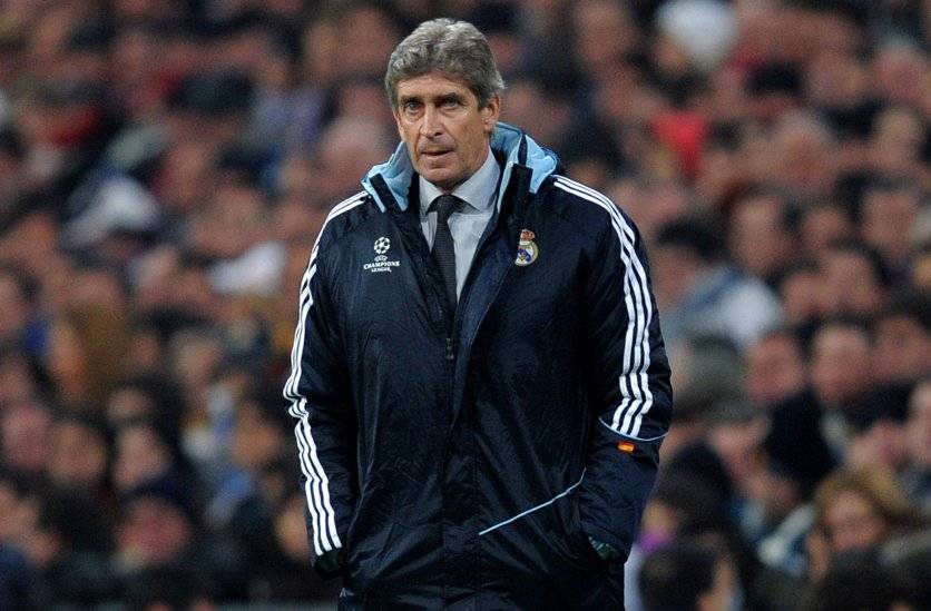 La eliminación en los octavos de final de la Champions League 2009-2010 le costó caro a Manuel Pellegrini en el Real Madrid / Foto: Getty Images