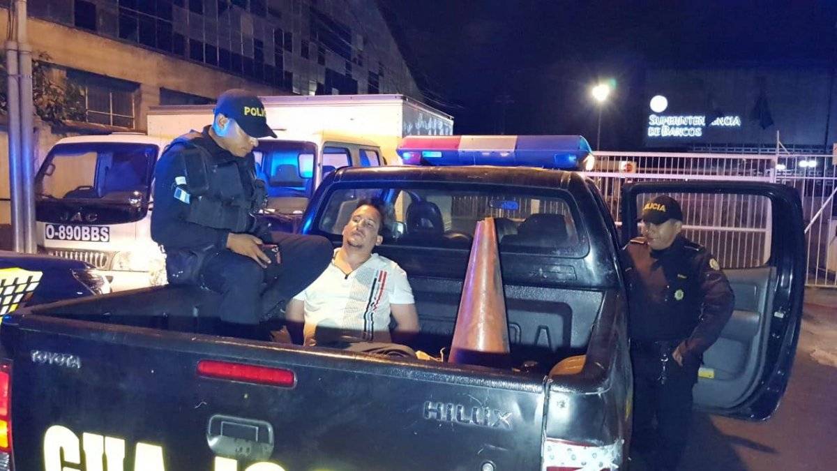 Ricardo piloto profesional