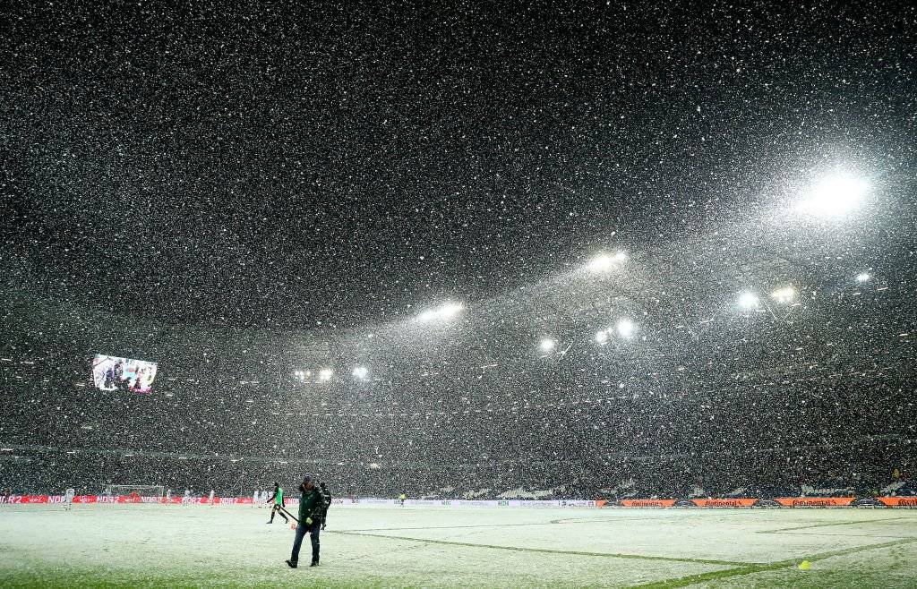 VIDEO: Nieve ‘roba’ gol a delantero del Hannover