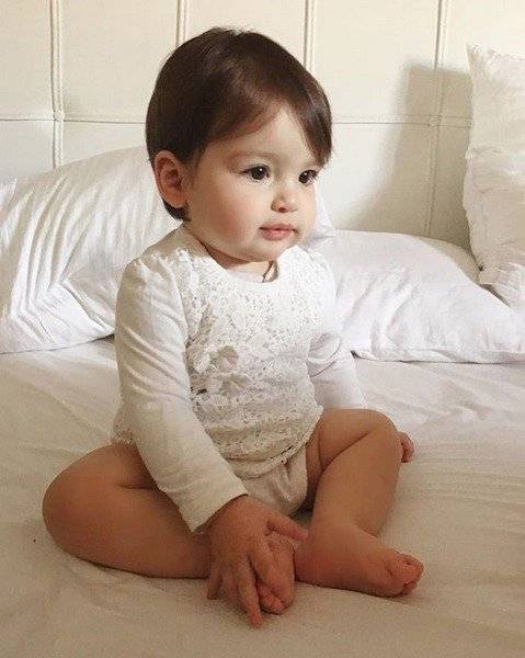 Hija de Gala Caldirola
