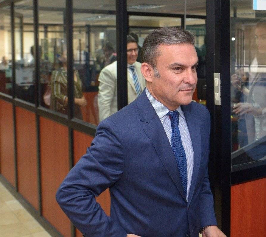 José Serrano, asambleísta