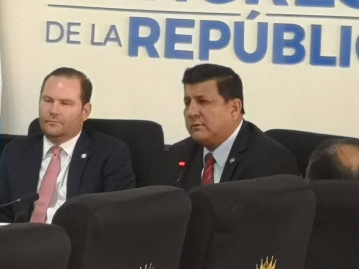 Tras ausencia del Registrador de Ciudadanos en reunión del Congreso, diputados piden que Inacif lo evalúe