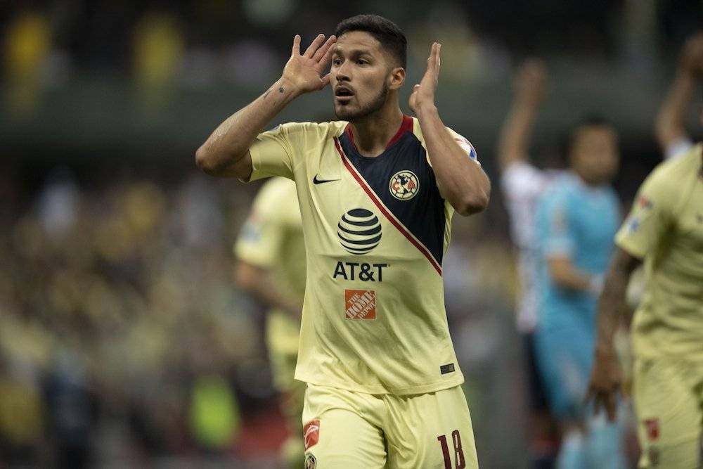 América