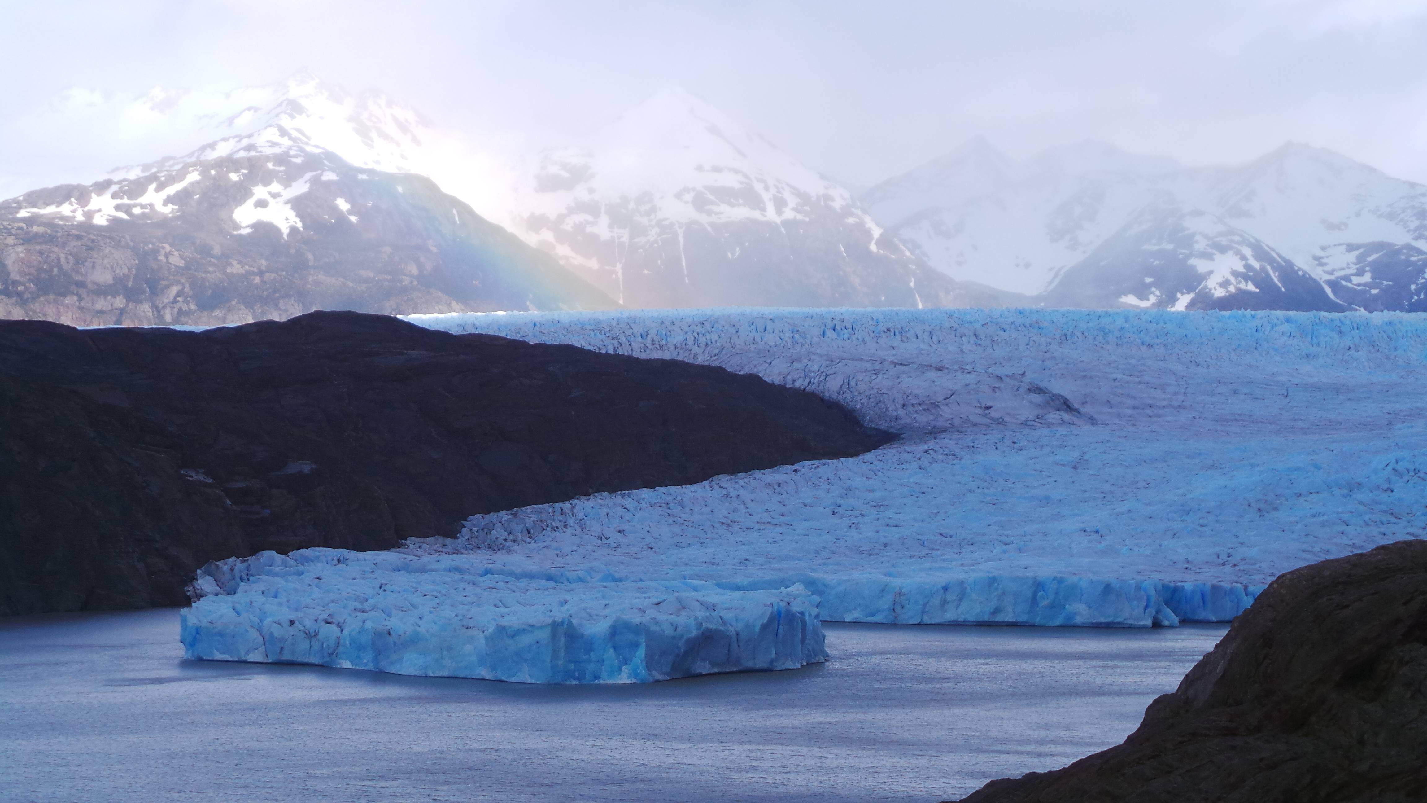 Glaciares han perdido más de 9 billones de toneladas de hielo desde la década del 60 Glaciares han perdido más de 9 billones de toneladas de hielo desde la década del 60