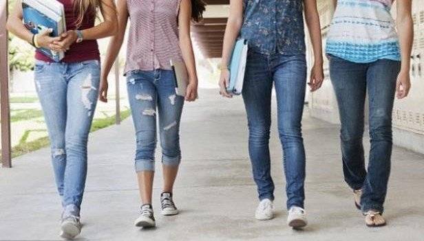 Cómo afecta tu cuerpo el uso de jeans ajustados