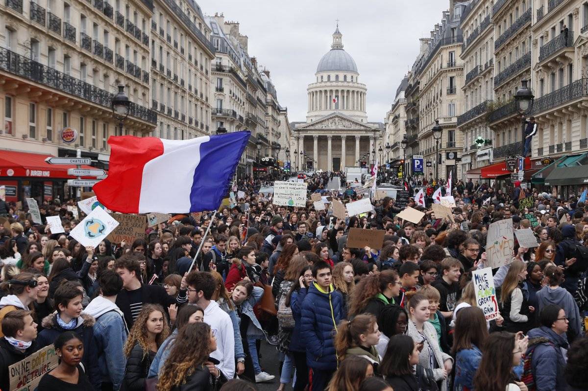 protesta estudiantes en Francia