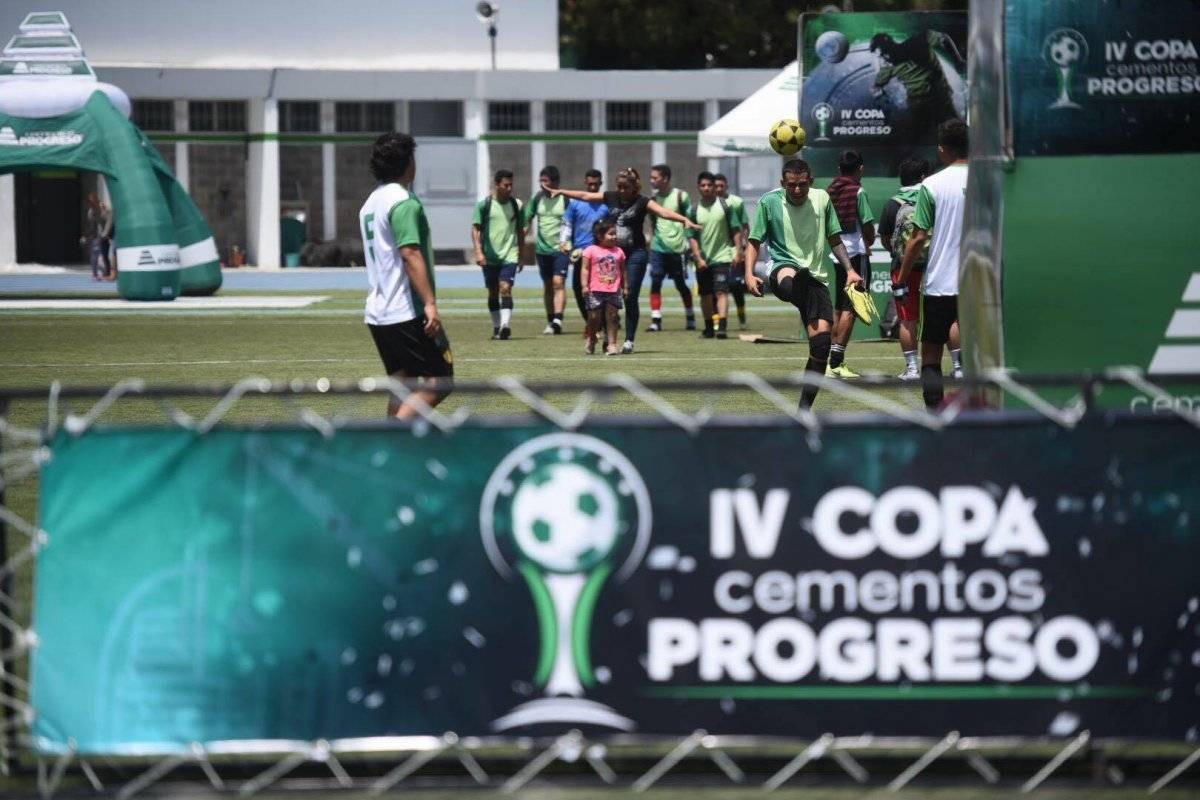 Inaugurada la IV Copa Cementos Progreso