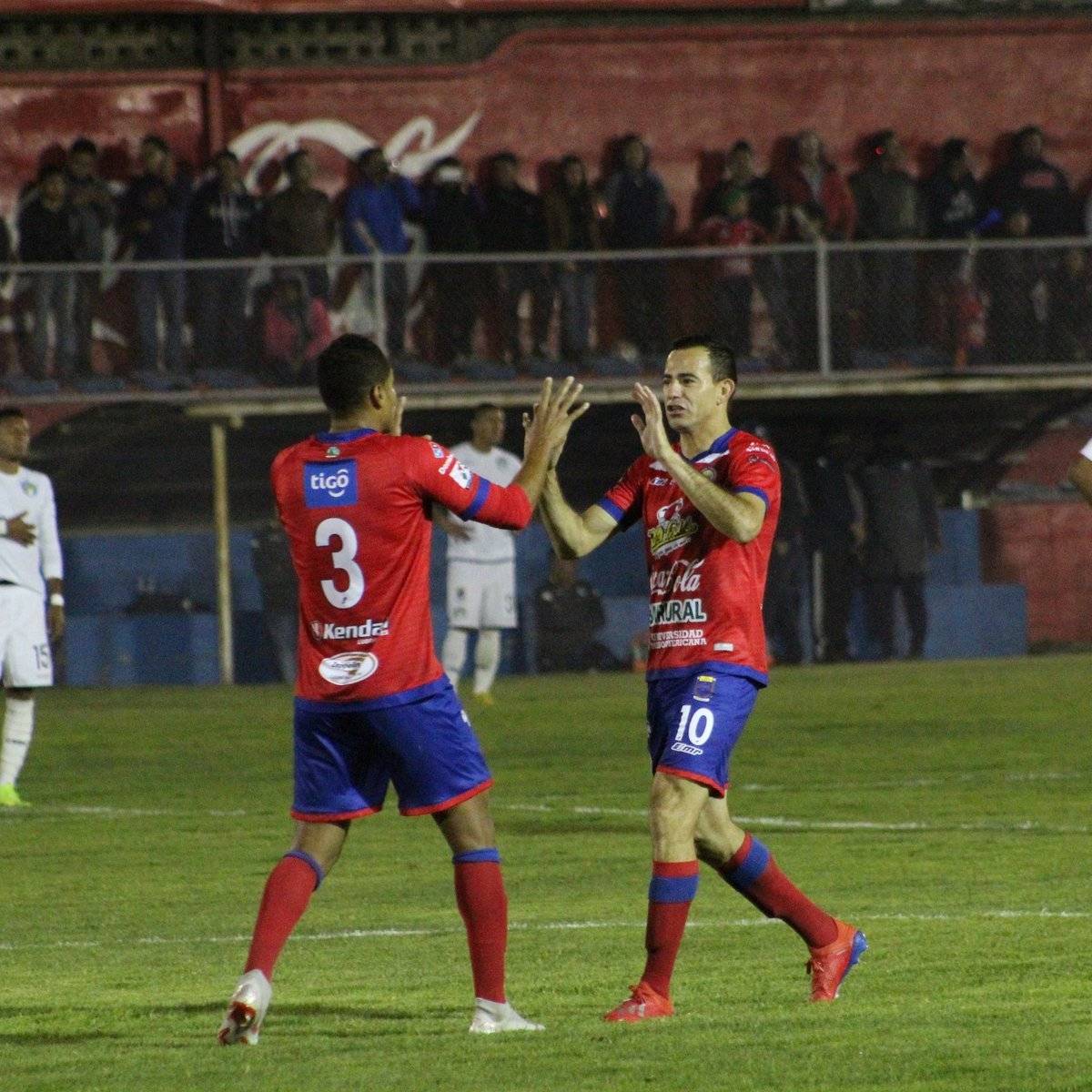 Marco Pappa anota