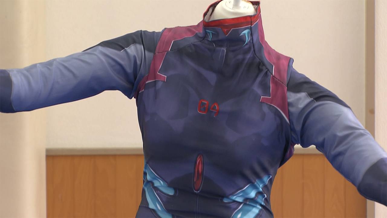 Ladrón Evangelion Insólito: ladrón robaba casas usando un cosplay de Evangelion