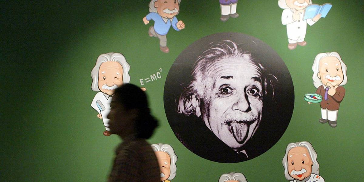 Se descubrió una nueva Cruz de Einstein en el espacio: Pero, ¿qué son realmente?