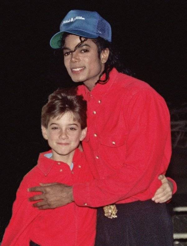 Michael Jackson y James Safechuck