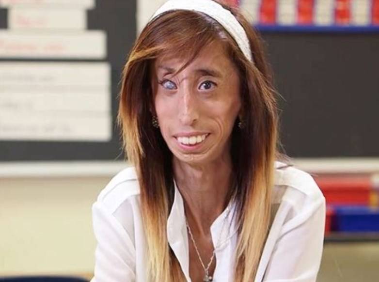 Conoce la historia de Lizzie Velásquez Conoce la historia de Lizzie Velásquez