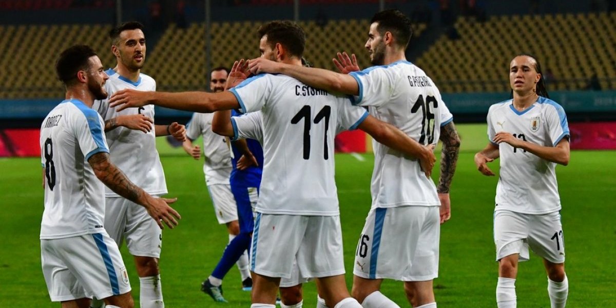 Sin Suárez y Cavani, Uruguay venció 3-0 a Uzbekistán