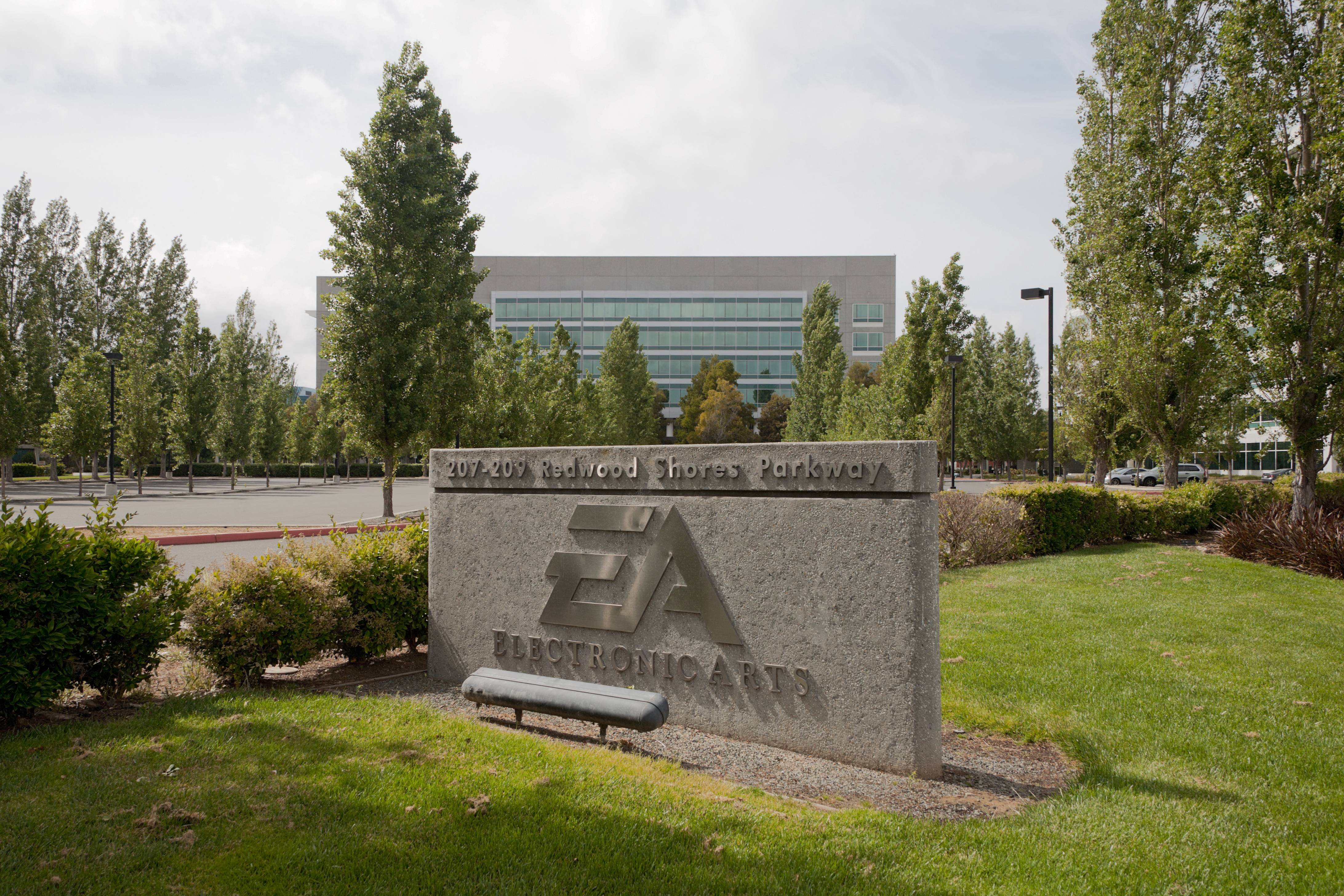 EA EA