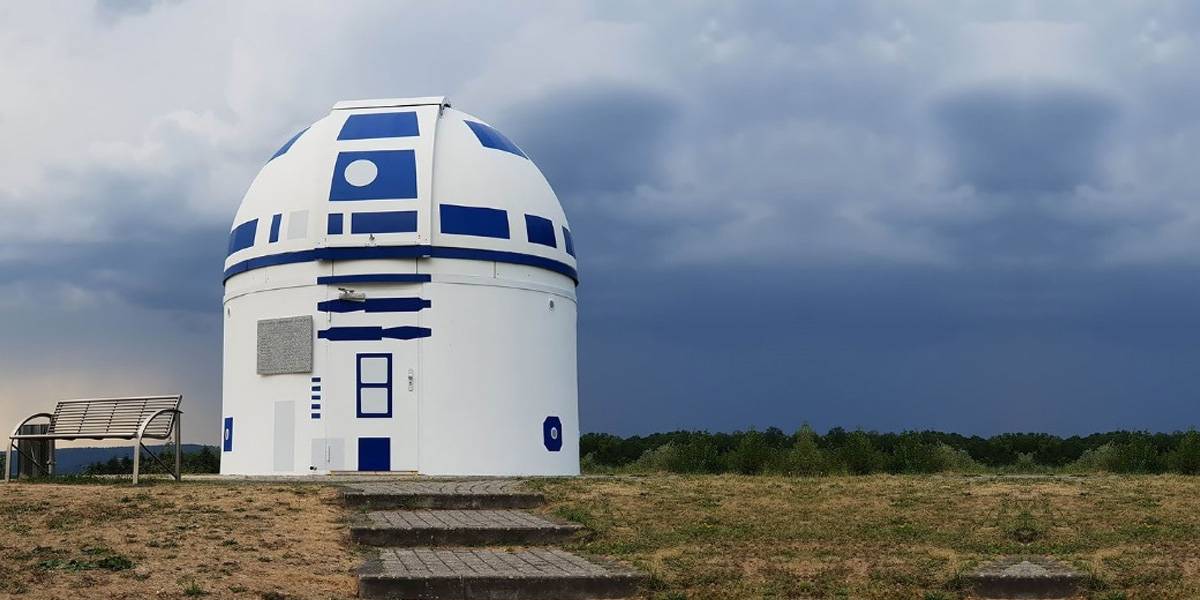 Ver para creer: alguien convirtió un observatorio en un R2-D2 gigante
