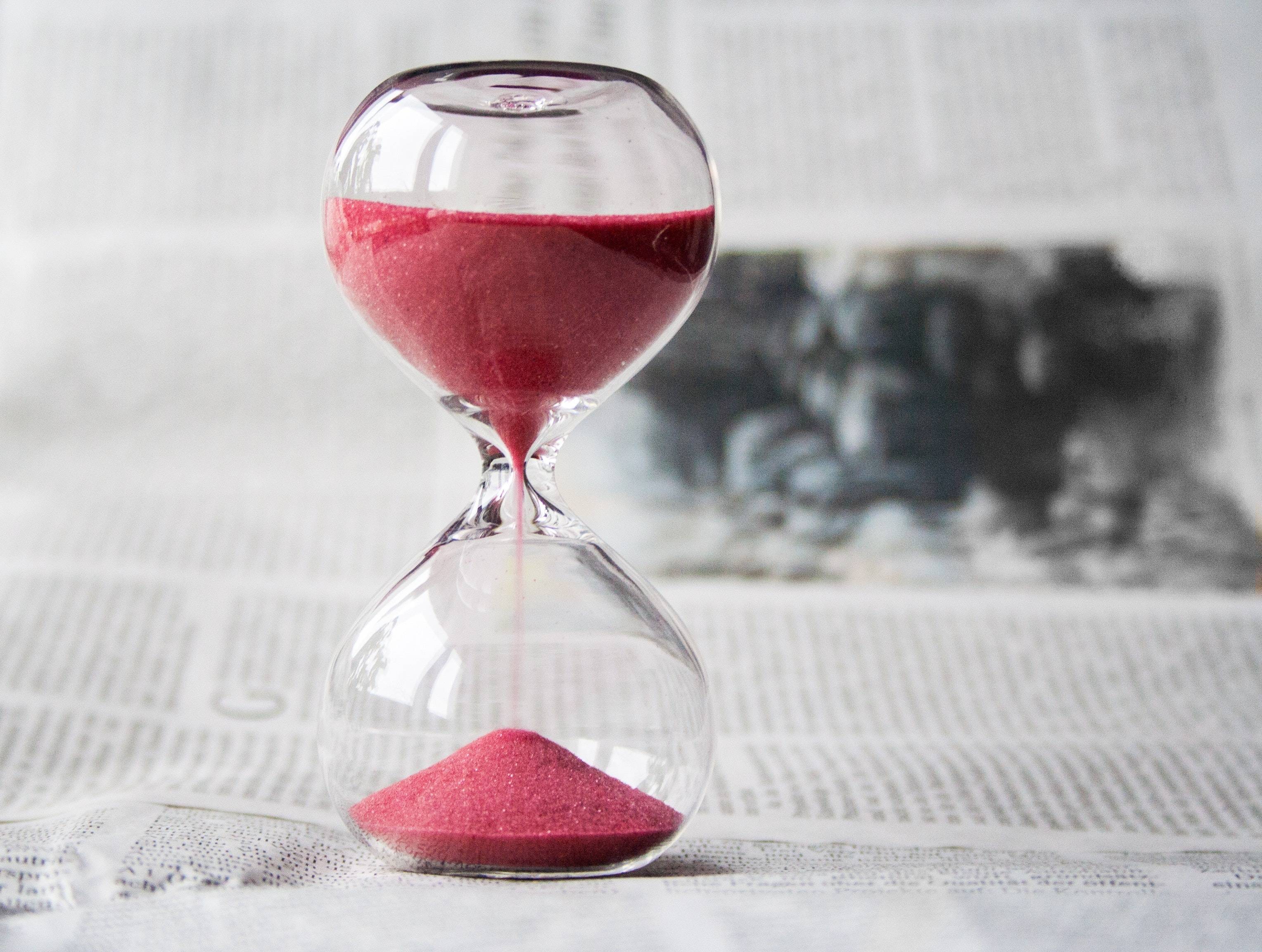 ¿Por qué sentimos que el tiempo pasa más rápido a medida que envejecemos? Un experto tiene la respuesta ¿Por qué sentimos que el tiempo pasa más rápido a medida que envejecemos? Un experto tiene la respuesta
