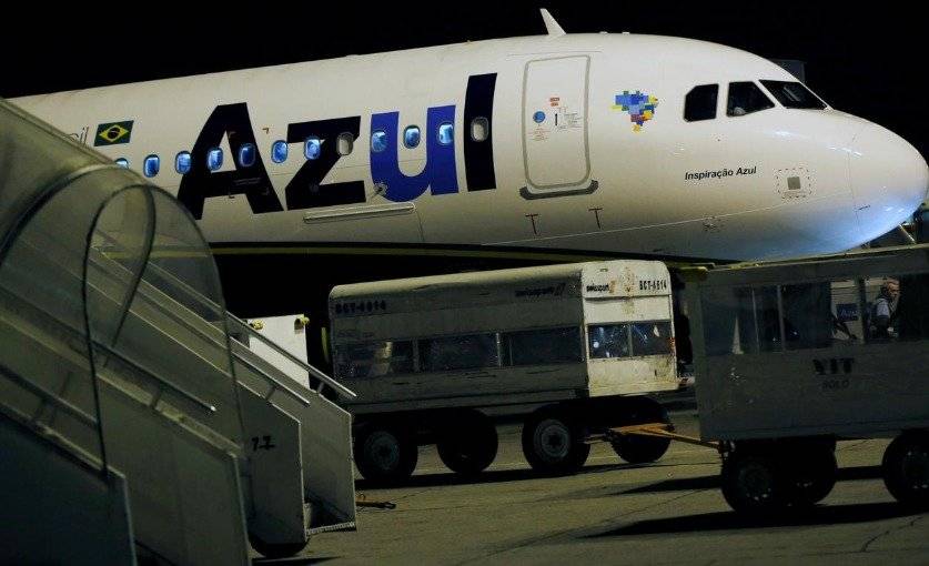 Azul