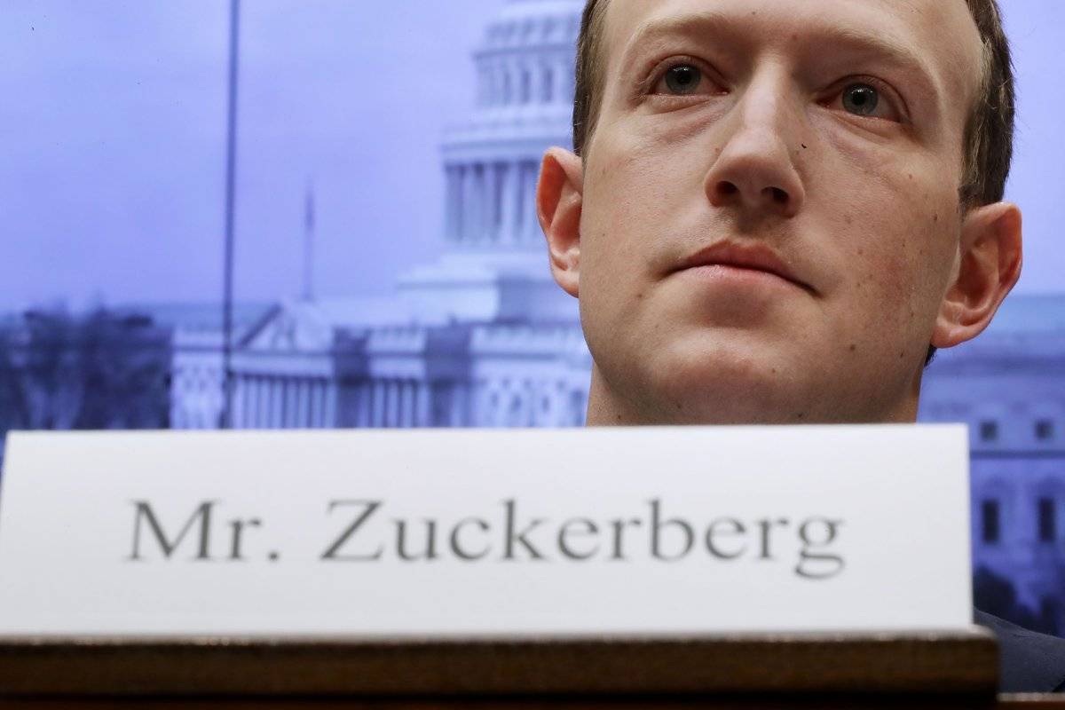 Mark Zuckerberg invita a los gobiernos a tomar la iniciativa en la regulación de internet