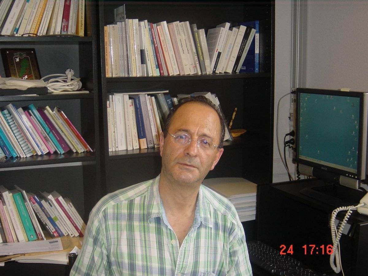 Lahouari Addi, profesor de sociología y autor de "Radical Arab Nationalism and Political Islam"