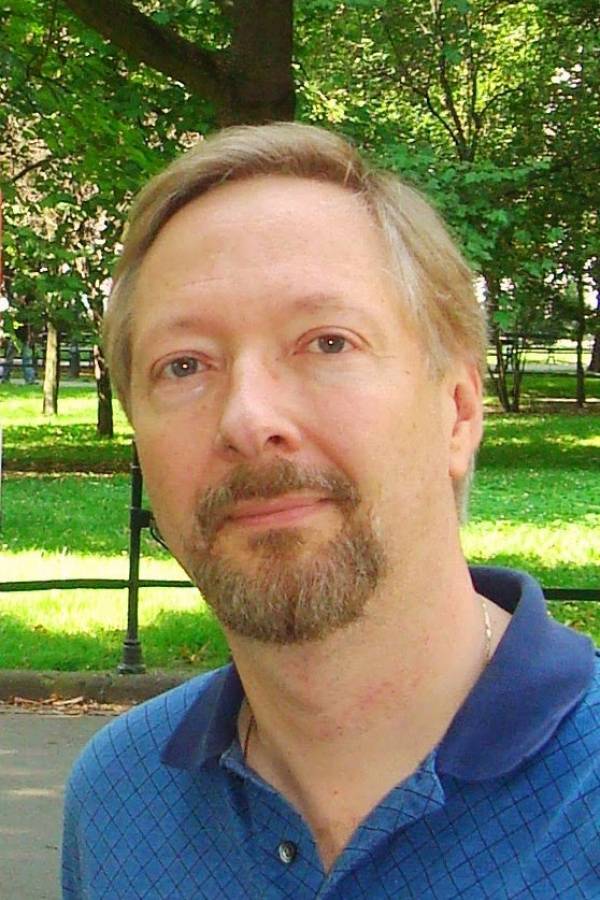 Nicolai N. Petro, profesor de ciencias políticas en la Universidad de Rhode Island, Estados Unidos.