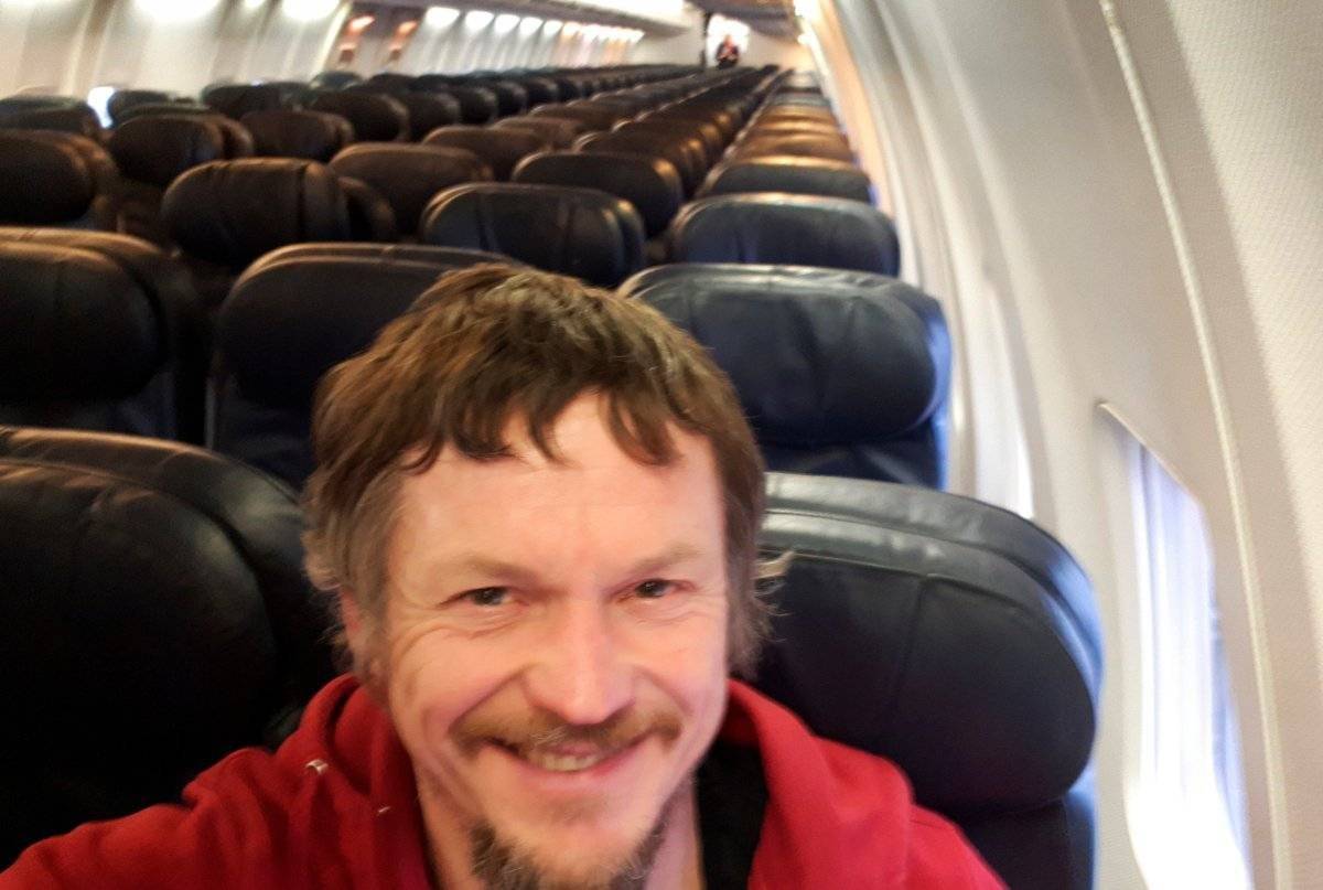 Compró un boleto de avión y fue el único pasajero en un avión de 188 personas