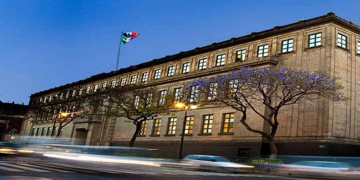 México avanza en materia de bloqueos de Servidores Públicos a usuarios en redes sociales