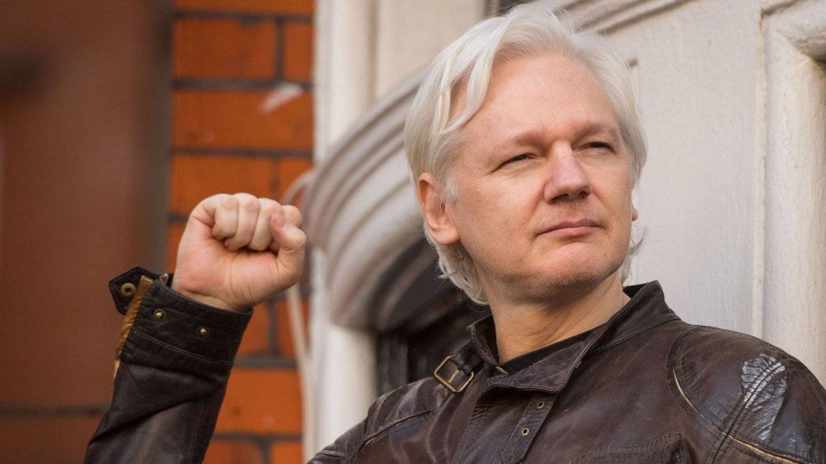 Julian Assange en la Embajada de Ecuador en Londres