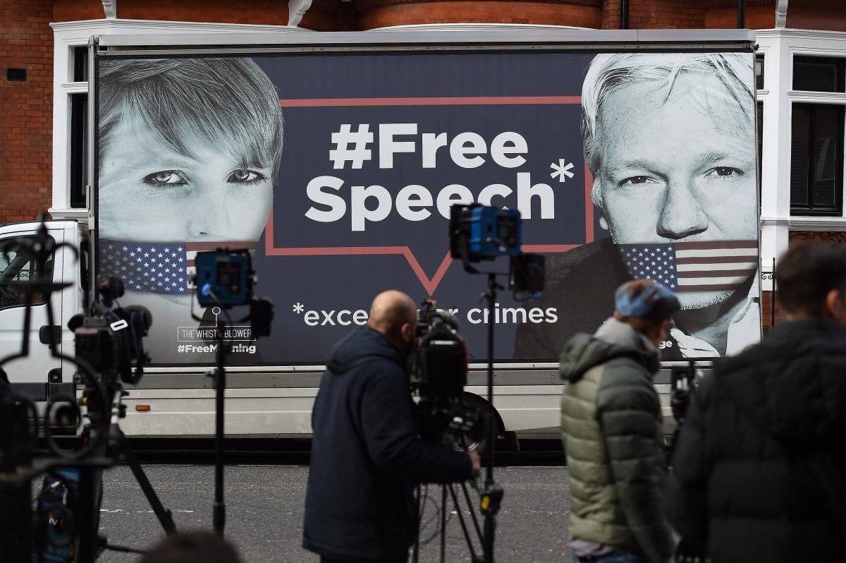 Piden que se le permita salir sin miedo a Assange de la Embajada de Ecuador