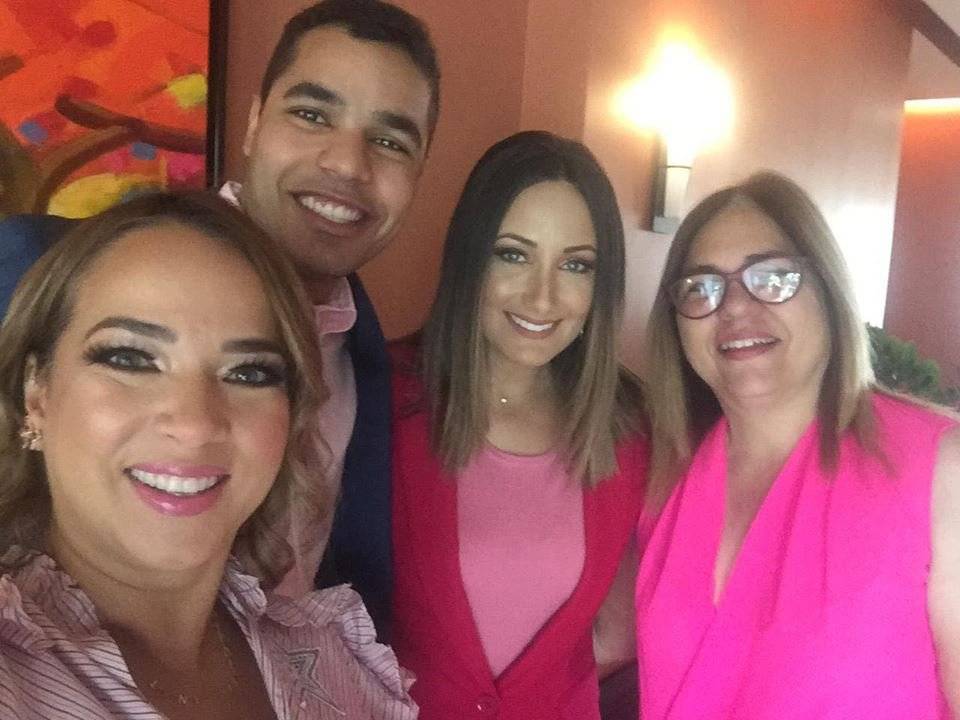 Adamari López y Karla Monroig