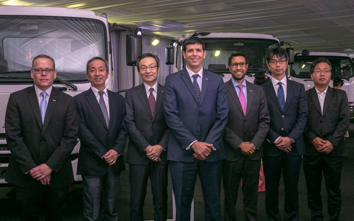Chevrolet presenta su renovado portafolio de camiones