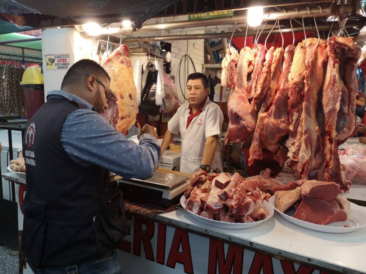 Supervisan ventas de carne
