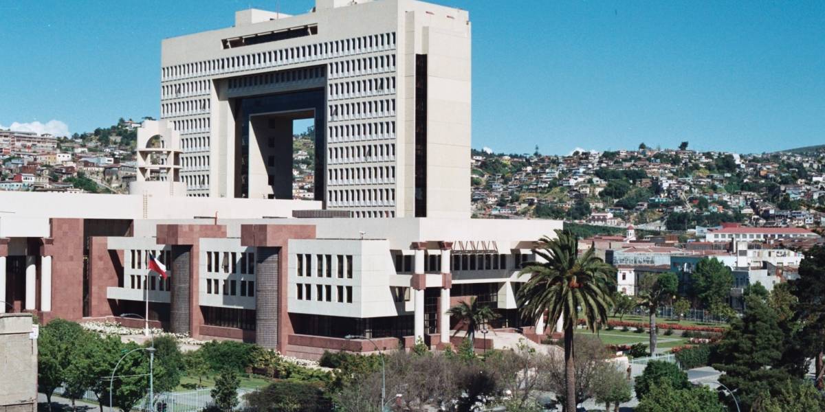 Intervienen un cajero automático del Congreso y clonan tarjetas de parlamentarios chilenos