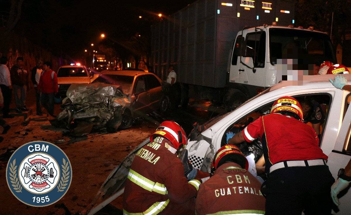accidente de taxi en zona 12