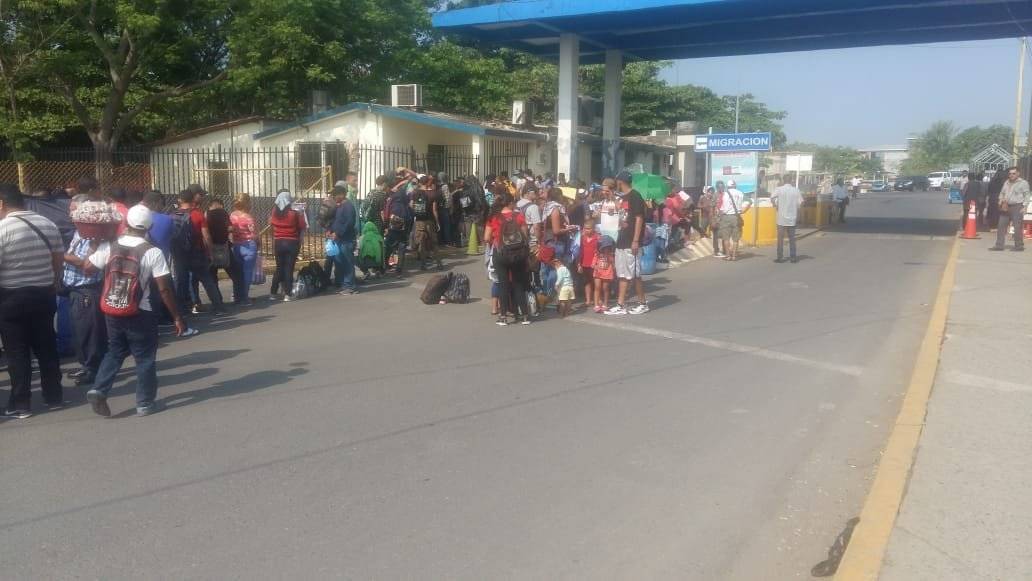 caravana de migrantes hondureños llega a Guatemala