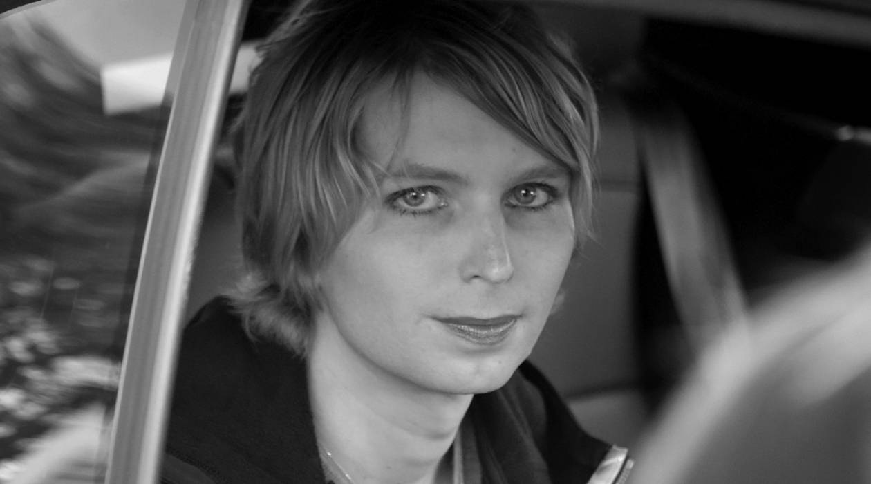 Chelsea Manning vuelve a la cárcel por negarse a cooperar con la investigación de WikiLeaks Chelsea Manning vuelve a la cárcel por negarse a cooperar con la investigación de WikiLeaks