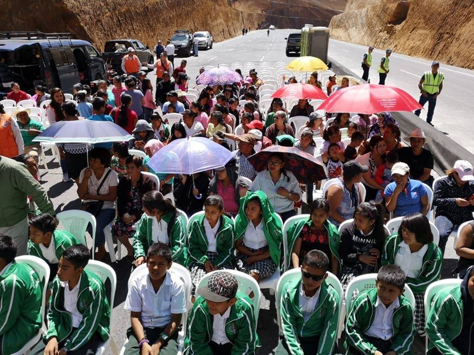 Inauguración del libramiento de Chimaltenango. El presidente Jimmy Morales acudió al evento.