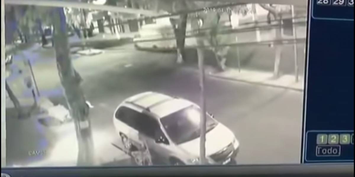 México: Captan en cámaras de seguridad al responsable de activar la alerta sismica apócrifa
