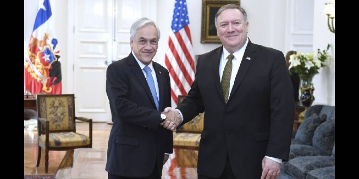 Mike Pompeo pone en alerta a los chilenos sobre Huawei: "Presenta riesgos para los ciudadanos"