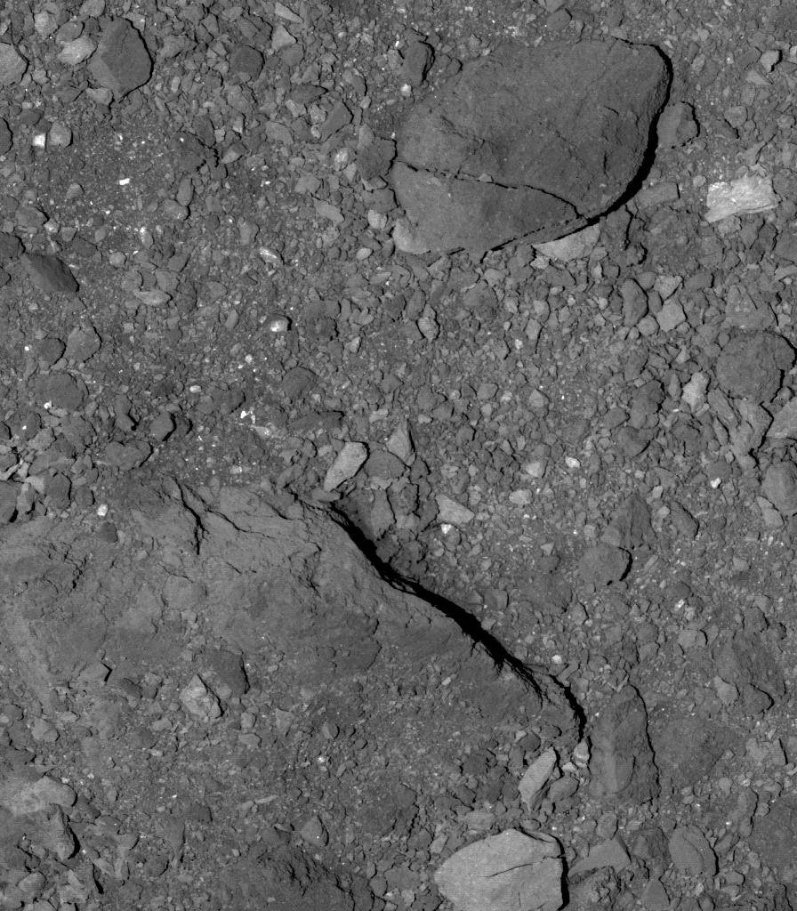 Nave espacial de la NASA logra acercarse a solo 600 metros de un asteroide Nave espacial de la NASA logra acercarse a solo 600 metros de un asteroide