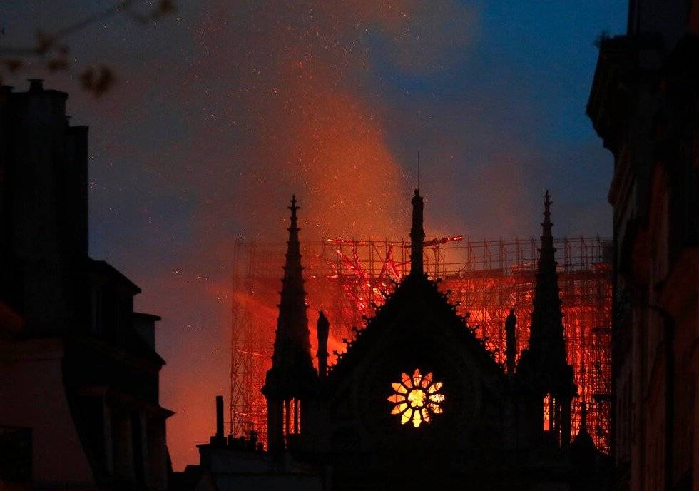 Incendio en Notre Dame