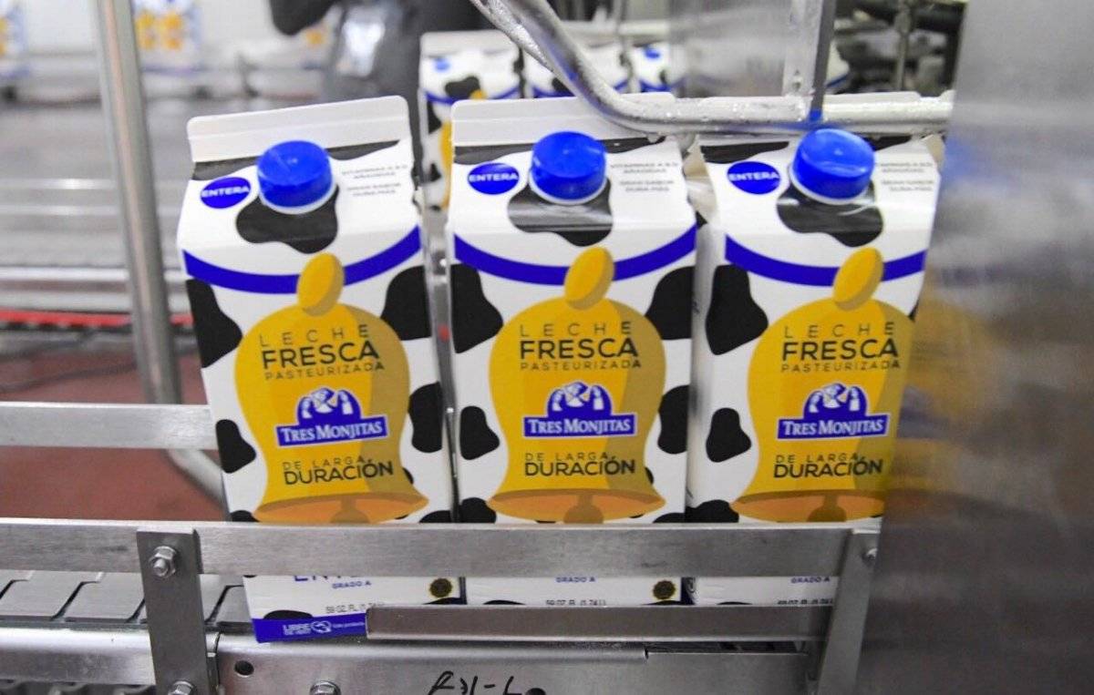 Leche Tres Monjitas