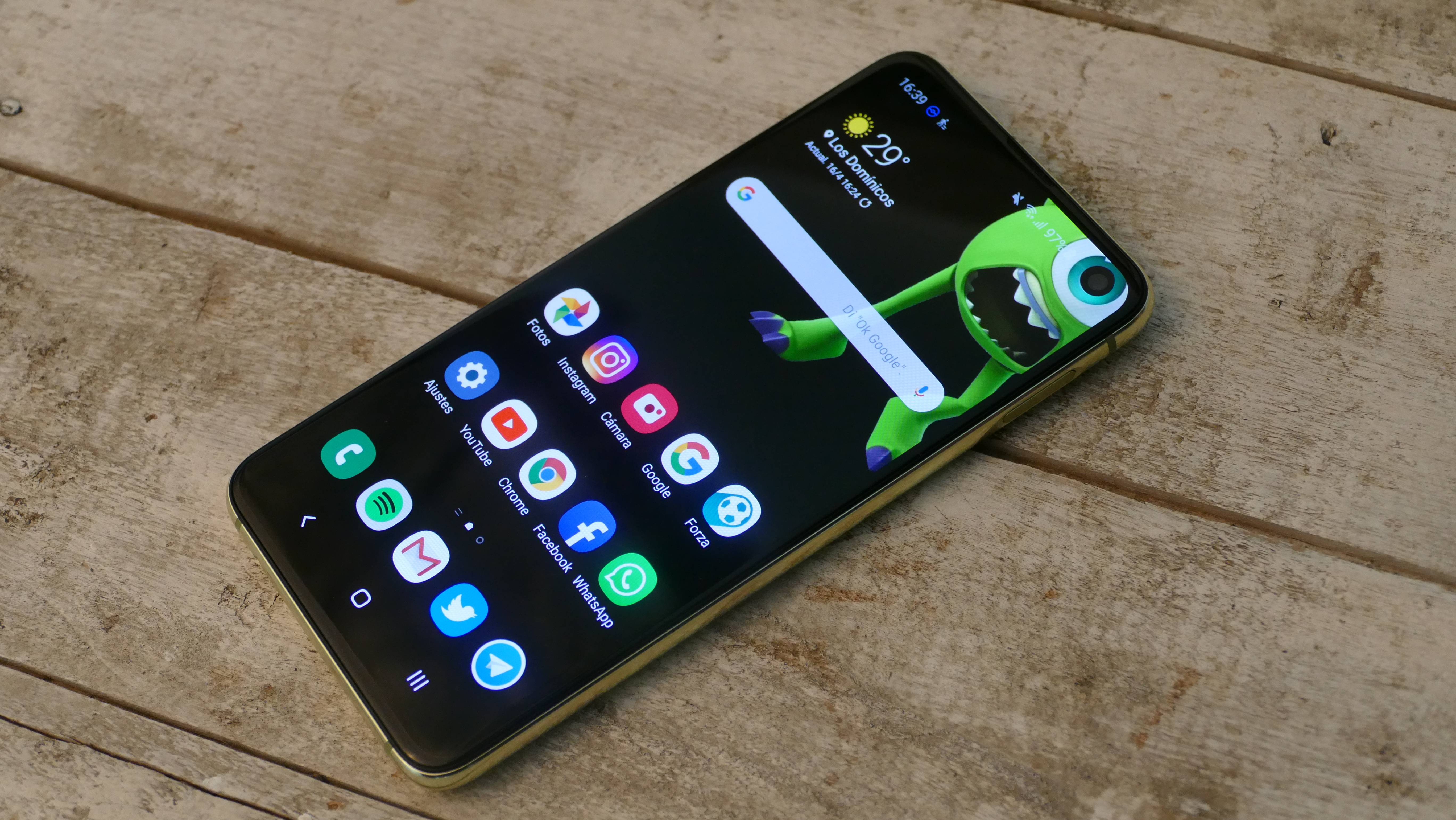 Samsung Galaxy S10e Samsung Galaxy S10e